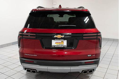2024 Chevrolet Traverse LT