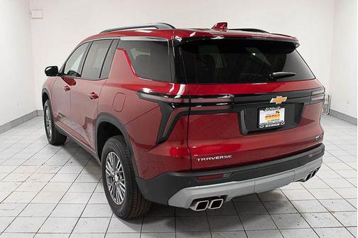 2024 Chevrolet Traverse LT