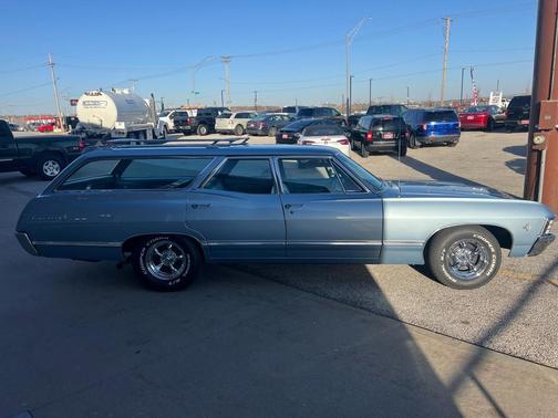 1967 Chevrolet Impala Base