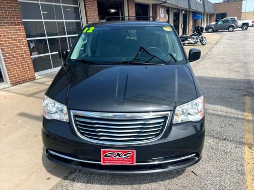 2012 Chrysler Town & Country Touring