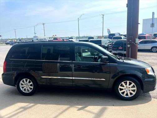 2012 Chrysler Town & Country Touring