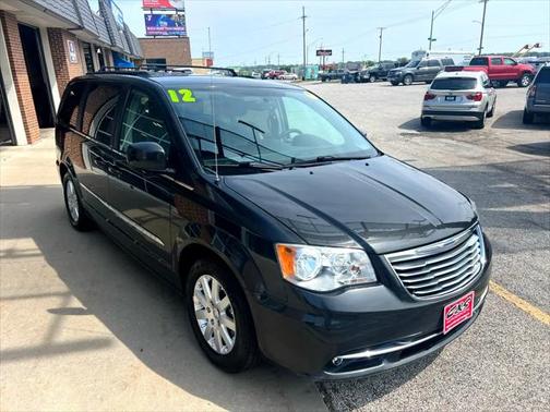 2012 Chrysler Town & Country Touring