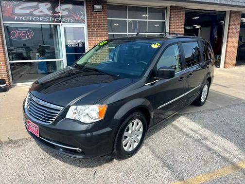 2012 Chrysler Town & Country Touring