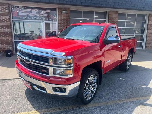 Red 2014 Chevrolet Silverado 1500 2LT