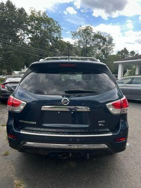 2014 Nissan Pathfinder SL