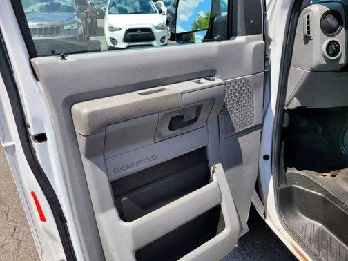 2014 Ford E250 Cargo