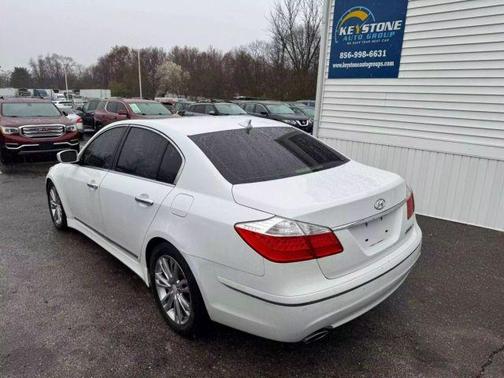 2011 Hyundai Genesis 4.6