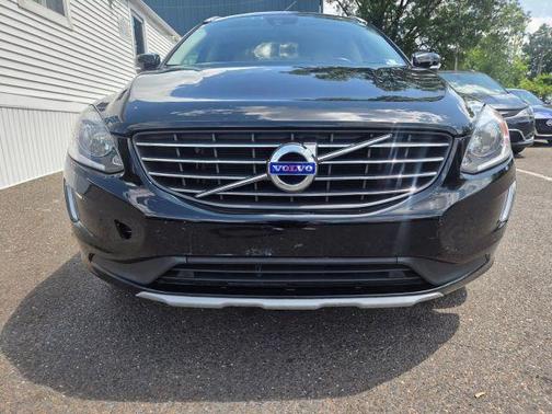 2016 Volvo XC60 T5 Premier