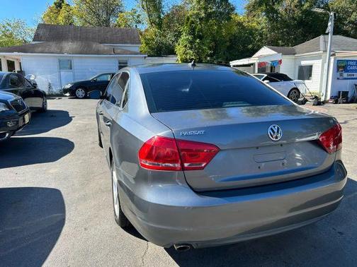 2013 Volkswagen Passat 2.5 SE