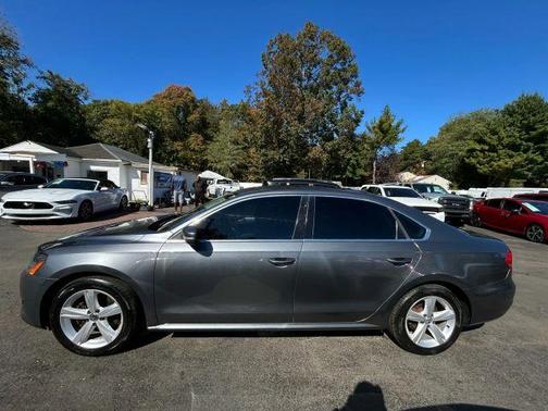 2013 Volkswagen Passat 2.5 SE