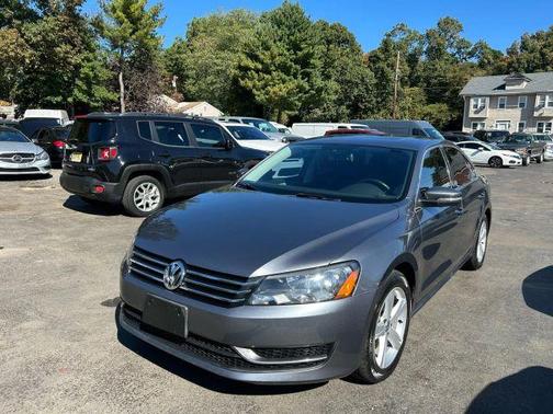 2013 Volkswagen Passat 2.5 SE