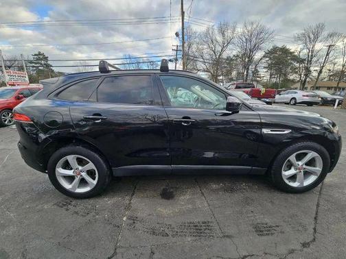 2017 Jaguar F-PACE 35t Premium