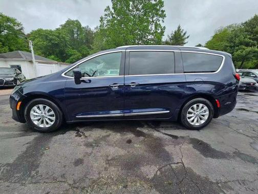 2018 Chrysler Pacifica Touring-L