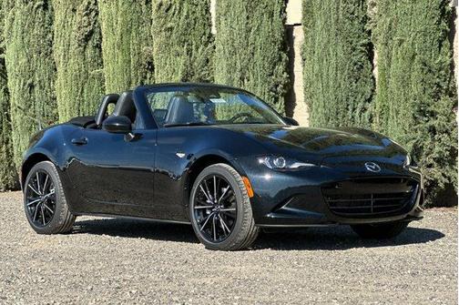 Jet Black Mica 2026 Mazda MX-5 Miata GRAND TOURING