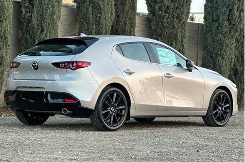 Platinum Quartz Metallic 2026 Mazda Mazda3 FWD w/Premium Package