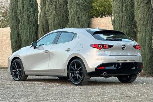 Platinum Quartz Metallic 2026 Mazda Mazda3 FWD w/Premium Package