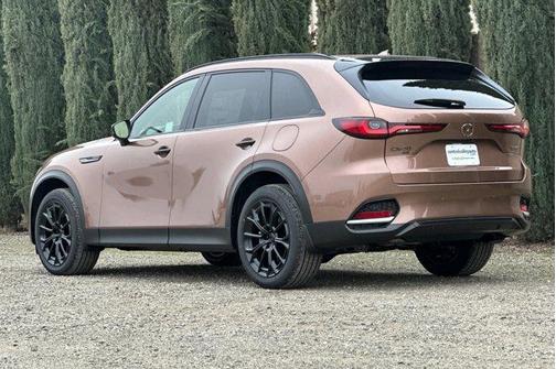Melting Copper Metallic 2026 Mazda CX-70 CX-70