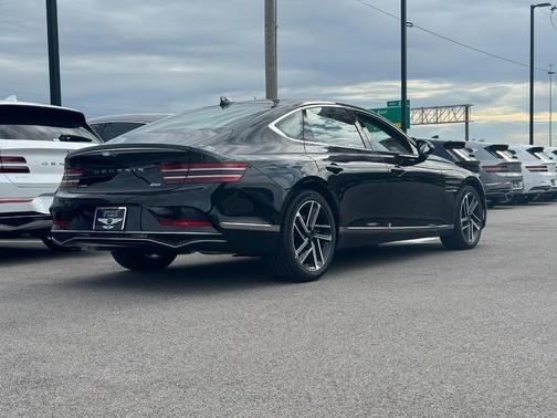 2025 Genesis G80 2.5T