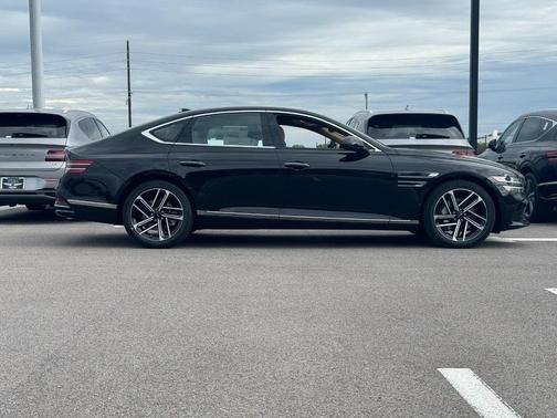 2025 Genesis G80 2.5T