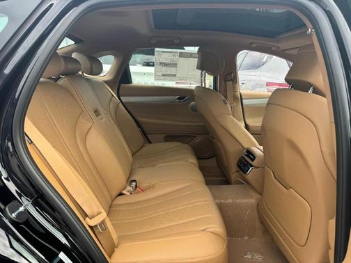 2025 Genesis G80 2.5T