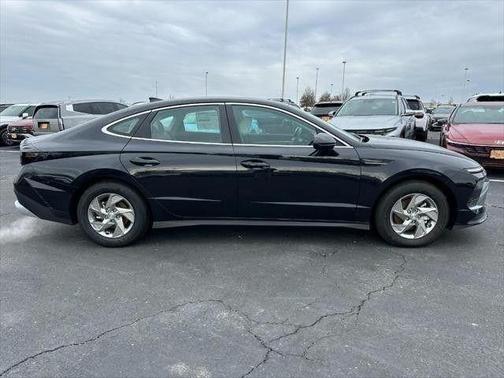 Carbon Blue 2026 Hyundai SONATA SE