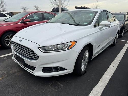 2014 Ford Fusion Hybrid SE