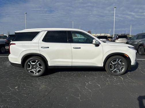 2025 Hyundai PALISADE SEL Premium