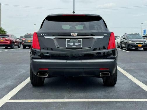 2019 Cadillac XT5 Premium Luxury