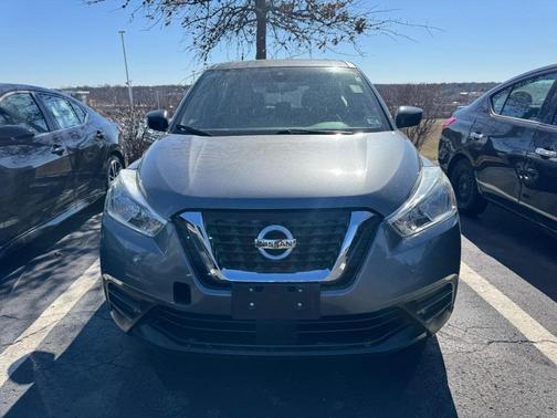 2020 Nissan Kicks S