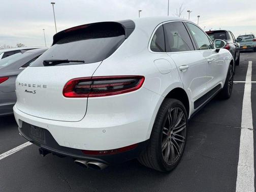 2015 Porsche Macan S
