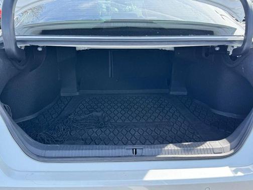 2021 Toyota Avalon Hybrid Limited