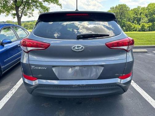 Coliseum Grey 2016 Hyundai TUCSON SE