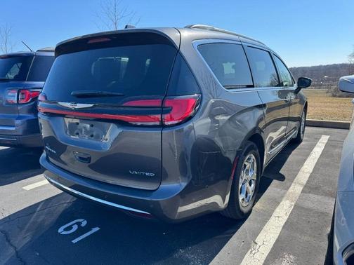 2022 Chrysler Pacifica Limited