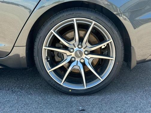 2022 Genesis G70 3.3T