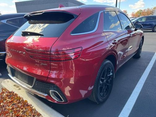 2025 Genesis GV70 2.5T