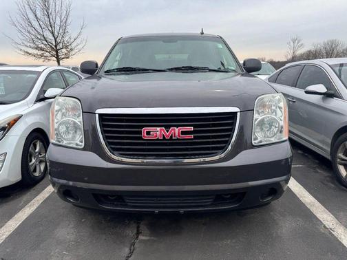 2011 GMC Yukon SLE