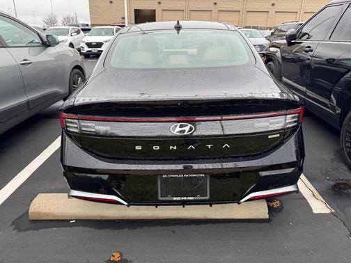 2024 Hyundai SONATA Hybrid Limited