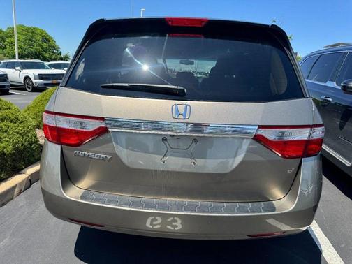 Mocha Metallic 2011 Honda Odyssey EX-L