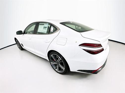 2025 Genesis G70 2.5T