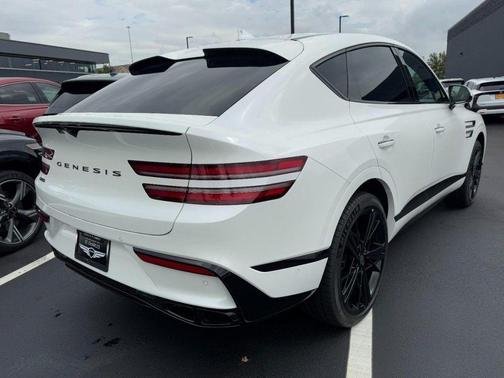 Uyuni White 2026 Genesis GV80 Coupe 3.5T e-SC Prestige Black