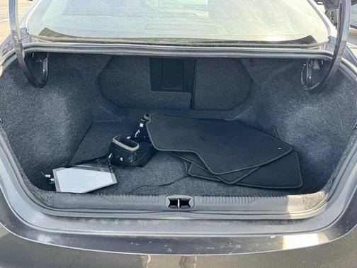 2017 Chrysler 200 LX