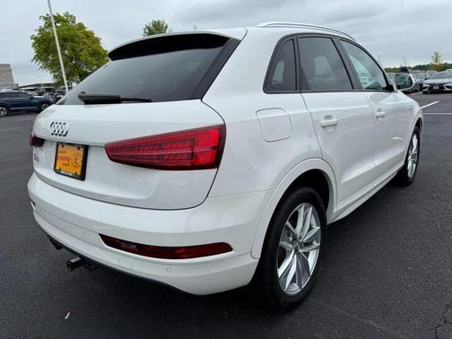 2018 Audi Q3 2.0T Premium