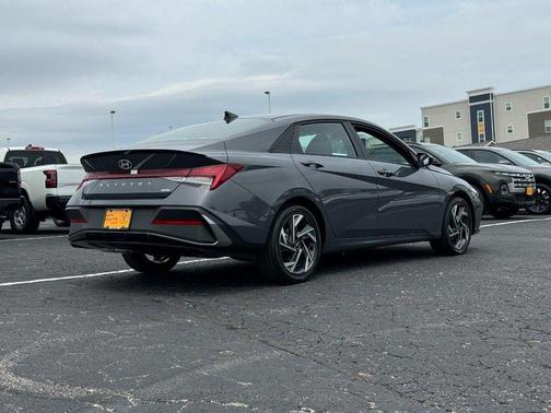 Gray Pearl 2025 Hyundai ELANTRA HEV SEL