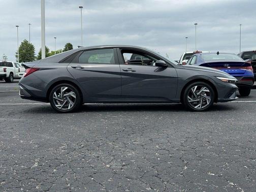 Gray Pearl 2025 Hyundai ELANTRA HEV SEL