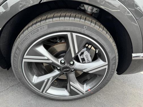 2026 Genesis GV80 2.5T Prestige