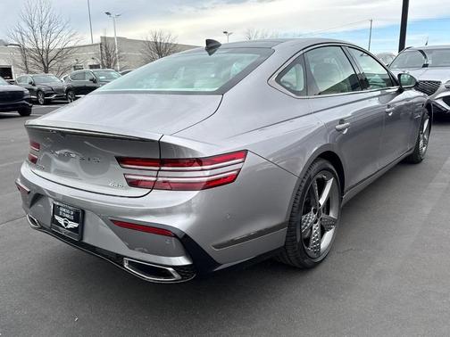 2026 Genesis G80 2.5T
