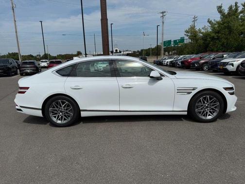 2025 Genesis G80 2.5T