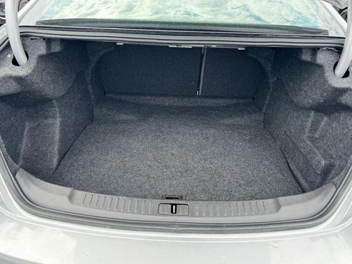 Silver Ice Metallic 2013 Chevrolet Malibu 1LS