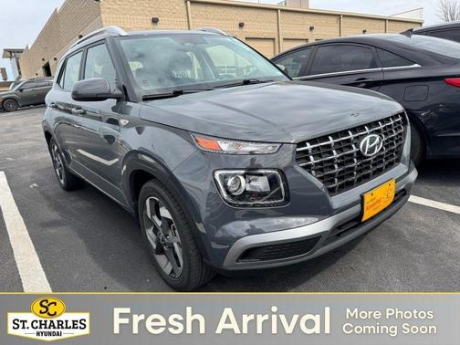 2024 Hyundai VENUE SEL