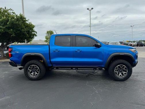 Glacier Blue Metallic 2024 Chevrolet Colorado ZR2